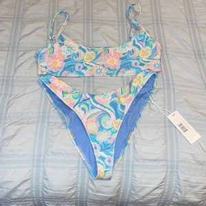 Frankies Bikini size medium